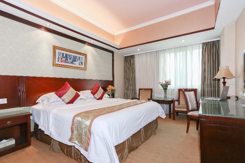 Vienna Hotel - Shenzhen Minzhi Branch Exterior photo